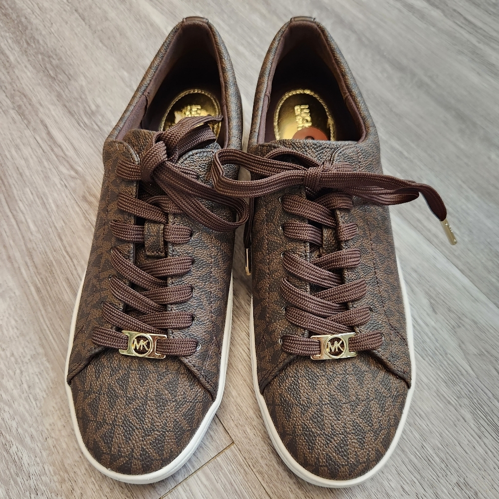 Michael Kors Keaton Lace Up